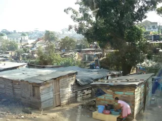 poverty-216527_1920
